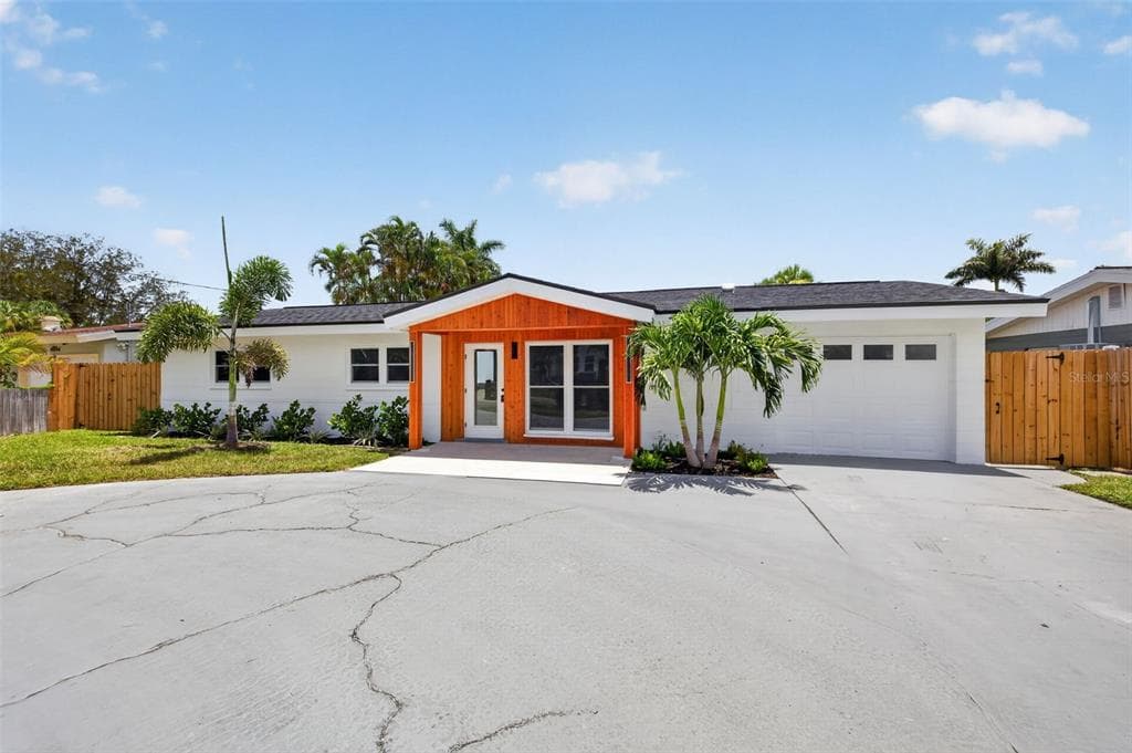 1524 CARSON CIRCLE NE, ST PETERSBURG, FL 33703 — zdjęcie 2