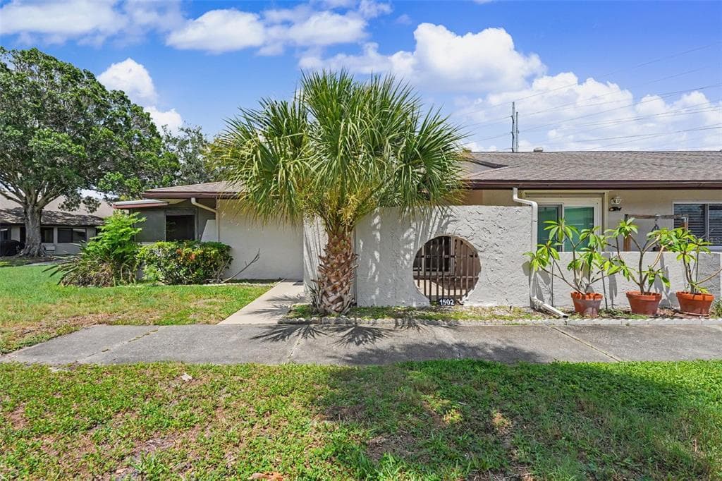 1502 16TH CIRCLE SE, LARGO, FL 33771