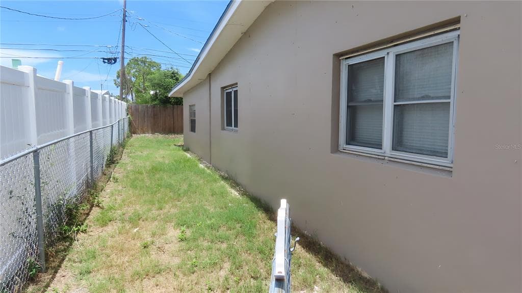 12208 105TH STREET, LARGO, FL 33773 — zdjęcie 3