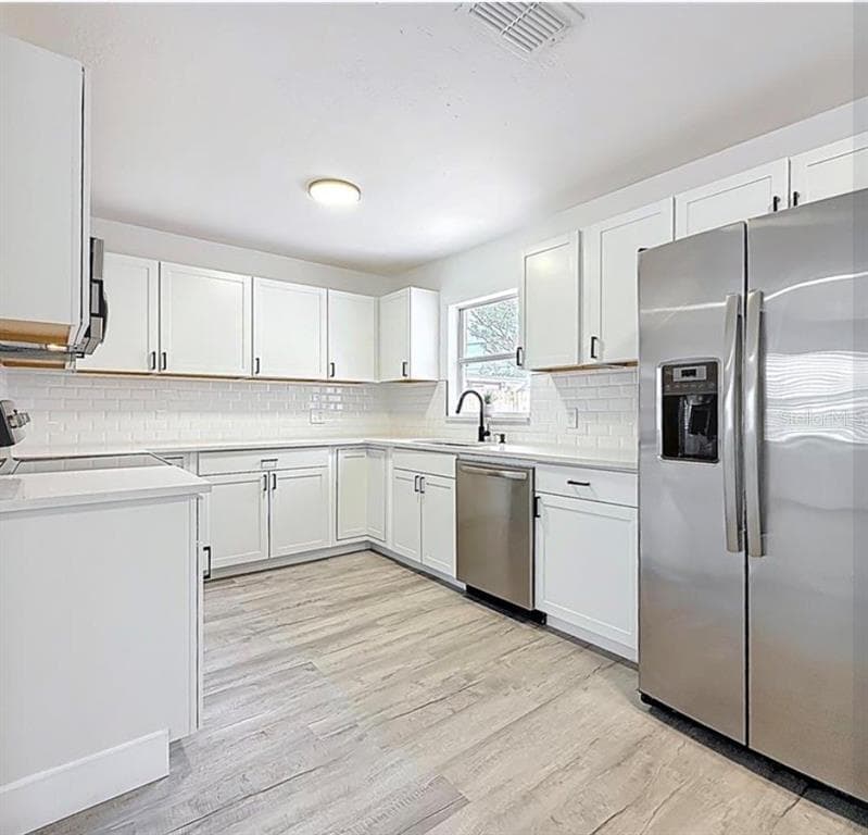 200 LEWIS BOULEVARD SE, ST PETERSBURG, FL 33705 — zdjęcie 4