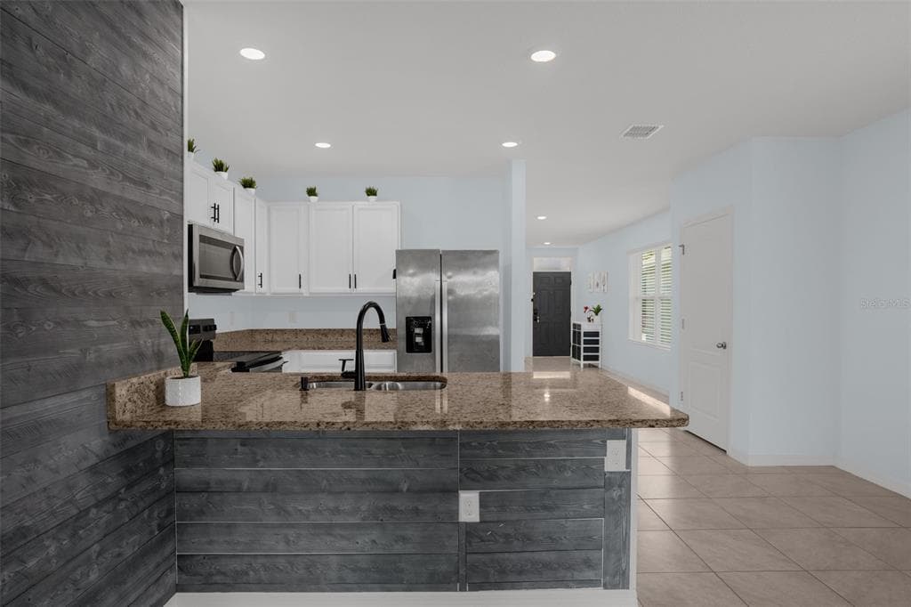 334 CHARLES DRIVE, DELAND, FL 32724 — zdjęcie 4