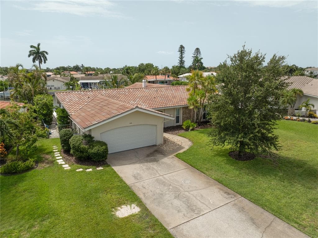 1924 MICHIGAN AVENUE NE, ST PETERSBURG, FL 33703 — zdjęcie 4