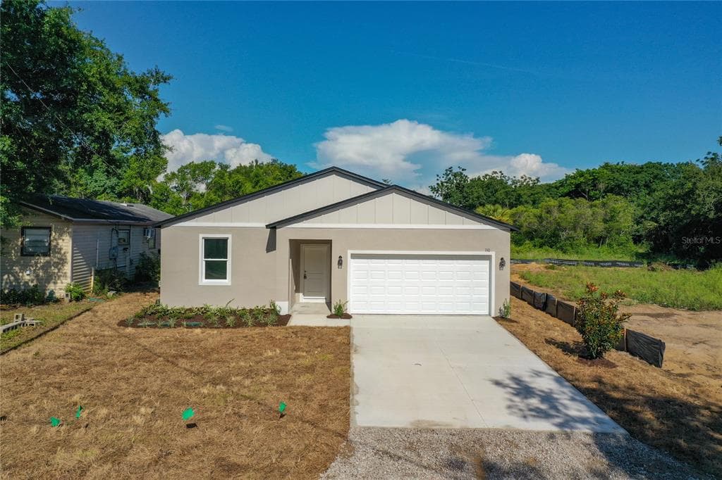110 FRUITWOOD AVENUE, EUSTIS, FL 32726