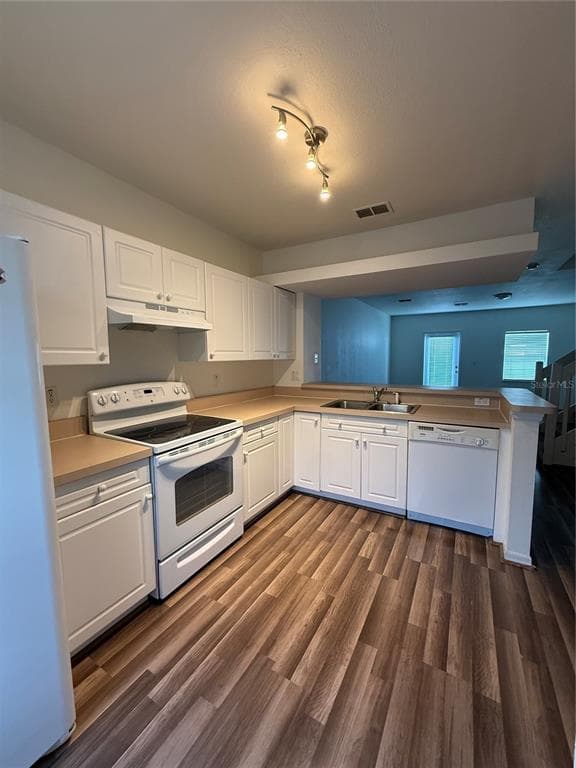 4352 HAR PAUL CIRCLE, TAMPA, FL 33614 — zdjęcie 3