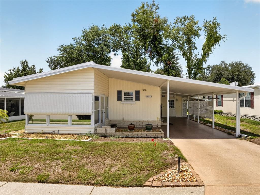 36419 BONNEY DRIVE, ZEPHYRHILLS, FL 33541 — zdjęcie 2