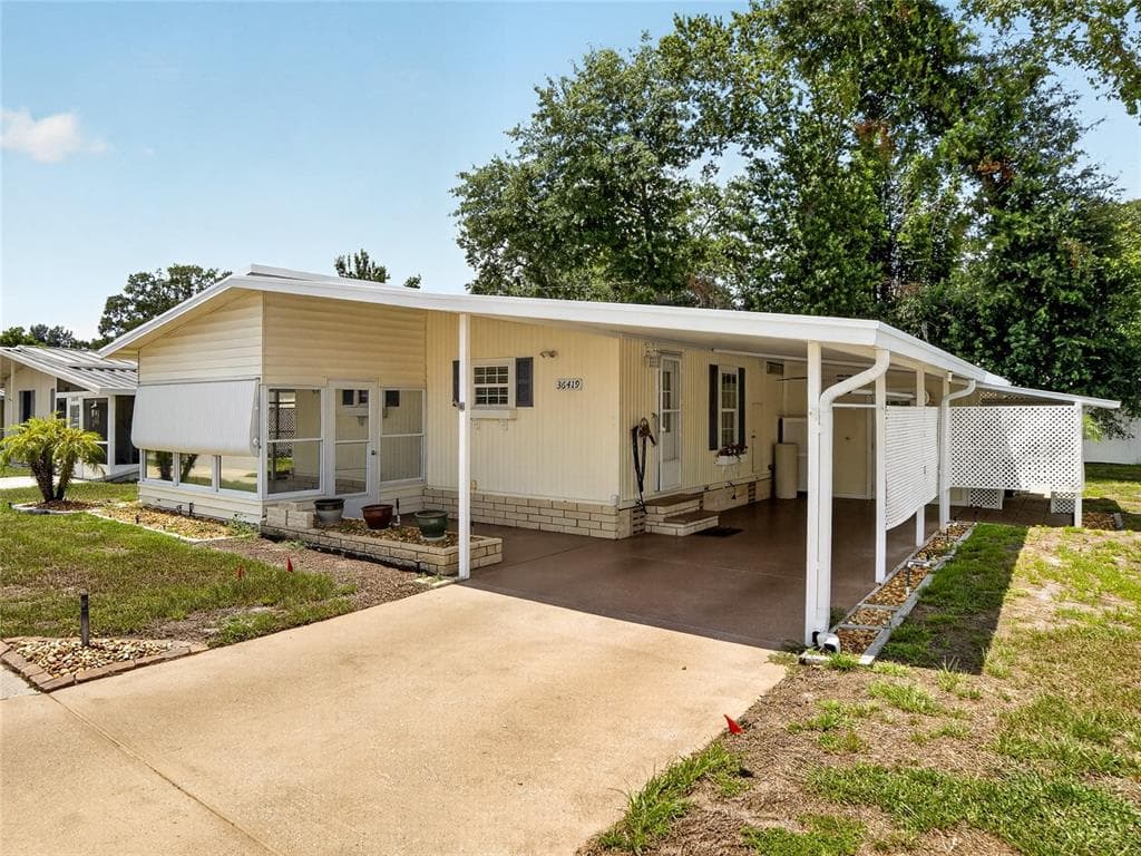 36419 BONNEY DRIVE, ZEPHYRHILLS, FL 33541