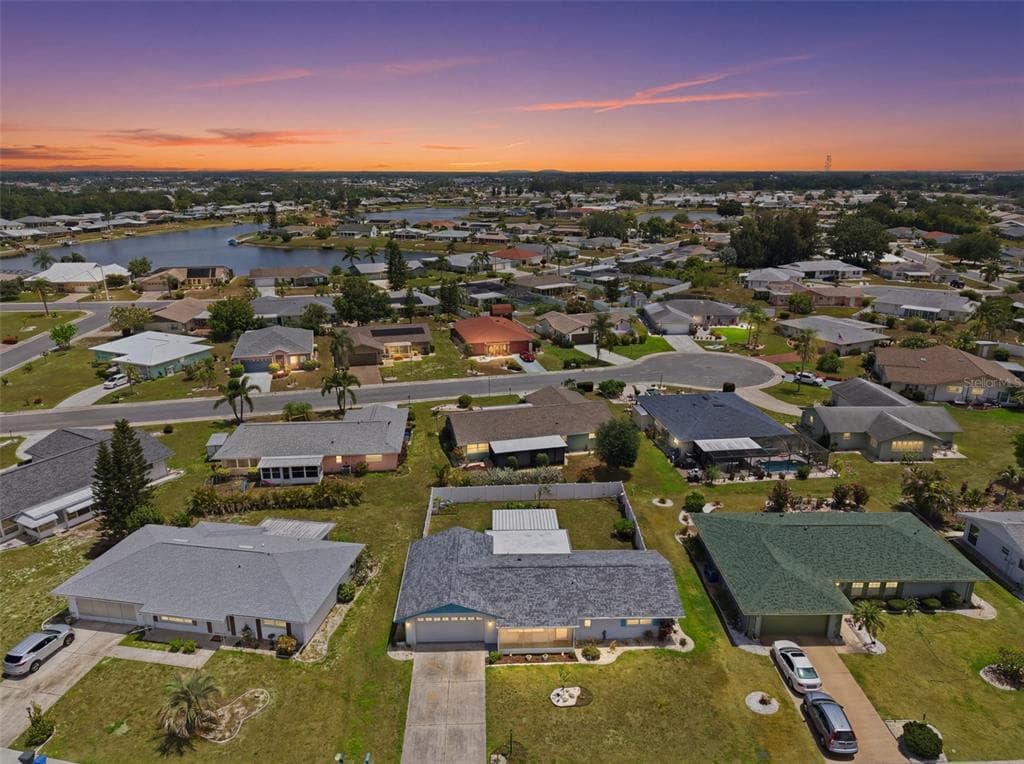 1739 COCO PALM CIRCLE, SUN CITY CENTER, FL 33573 — zdjęcie 2