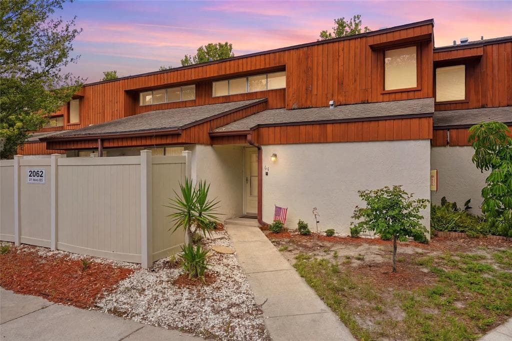 2062 SUNSET POINT ROAD # 64, CLEARWATER, FL 33765