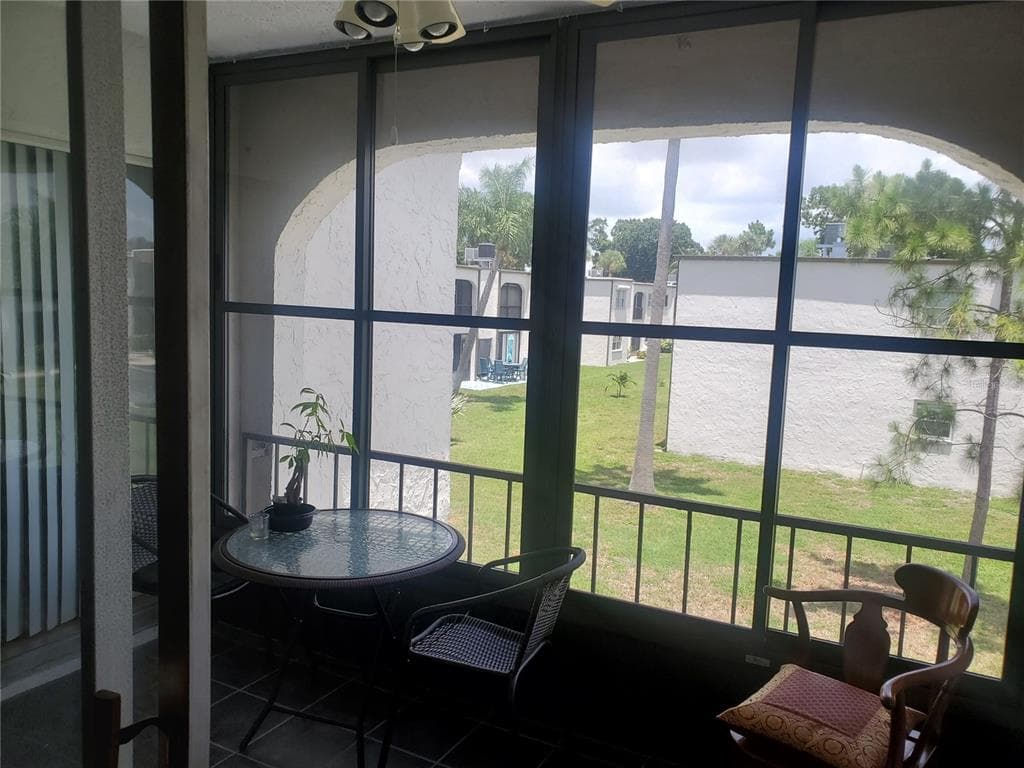 7701 STARKEY ROAD # 324, SEMINOLE, FL 33777 — zdjęcie 2
