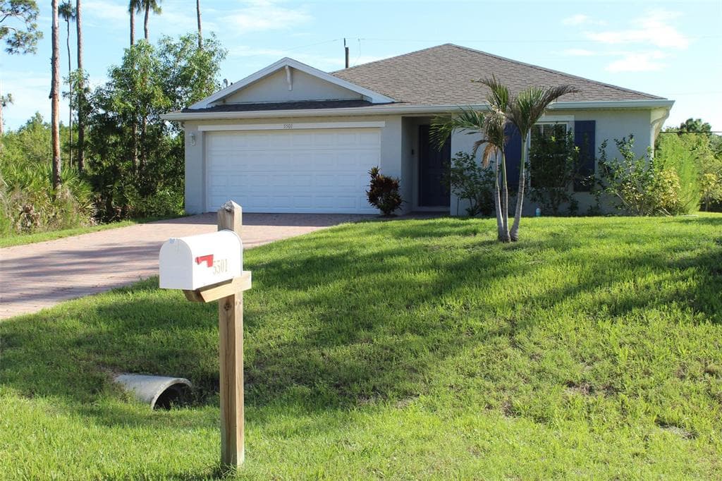 5501 KEMPSON LANE, PORT CHARLOTTE, FL 33981