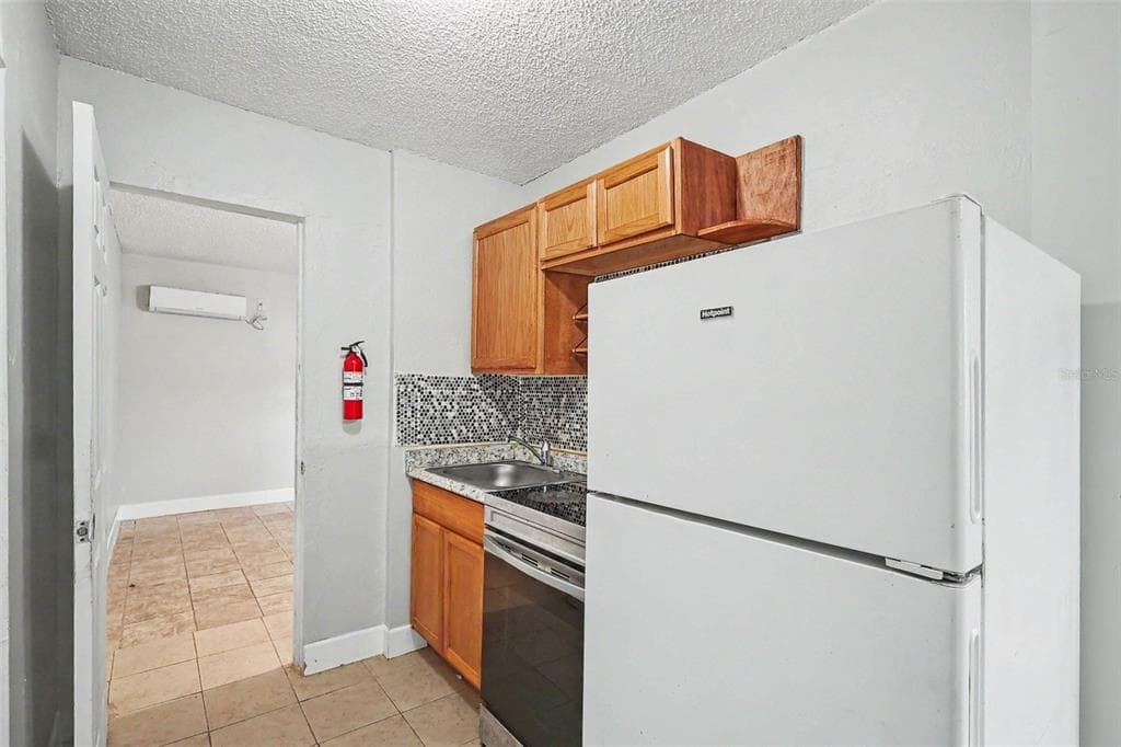 2214 QUALITY LIFE CENTER WAY, FORT MYERS, FL 33916 — zdjęcie 5