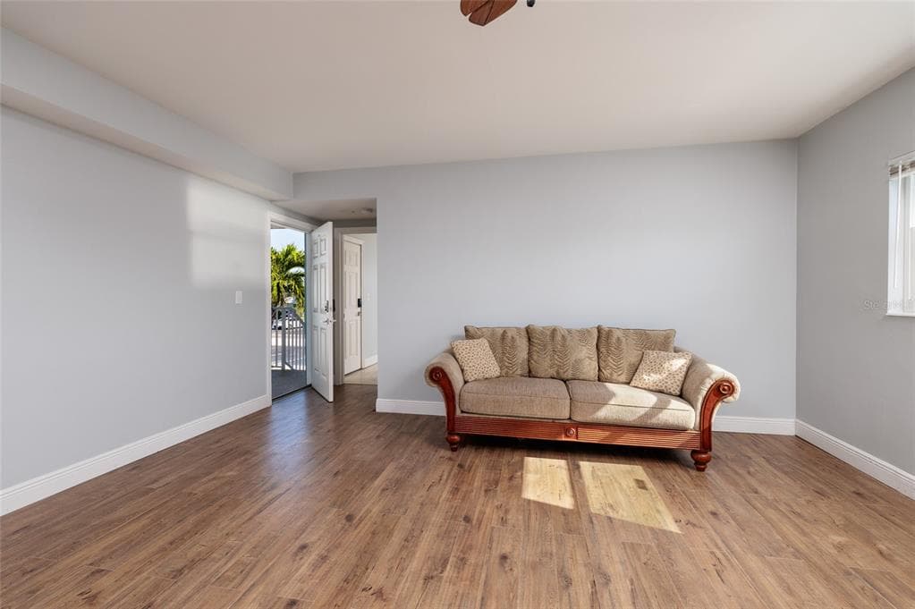 6000 2ND STREET E # 6, ST PETE BEACH, FL 33706 — zdjęcie 4