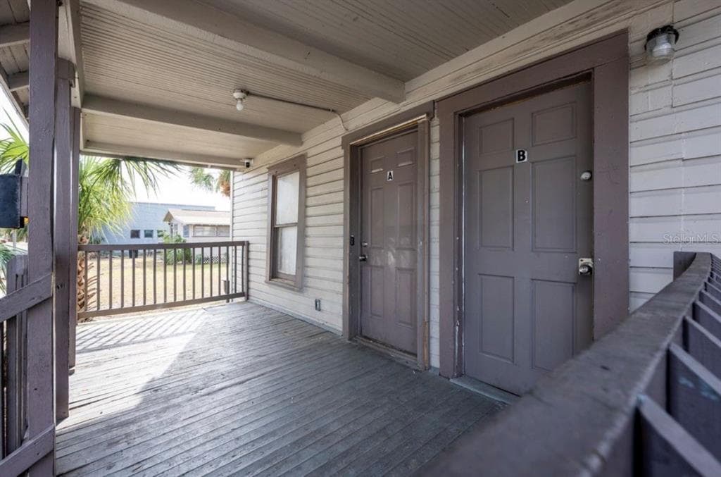 1701 14TH AVENUE S # A, ST PETERSBURG, FL 33705 — zdjęcie 2