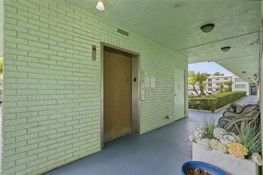 5973 TERRACE PARK DRIVE N # 109, ST PETERSBURG, FL 33709 — zdjęcie 3
