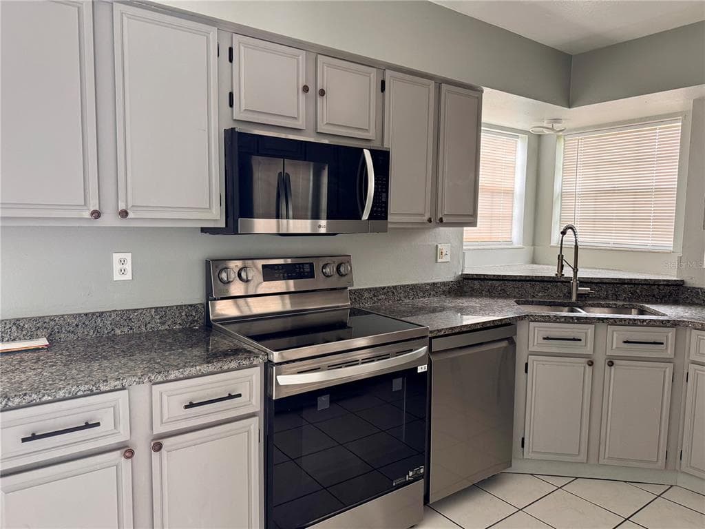 4125 E VISTA COURT, KISSIMMEE, FL 34746 — zdjęcie 3
