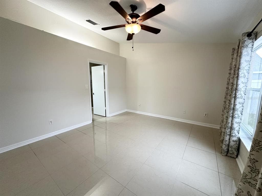 931 HUNTER LANE, TARPON SPRINGS, FL 34689 — zdjęcie 2
