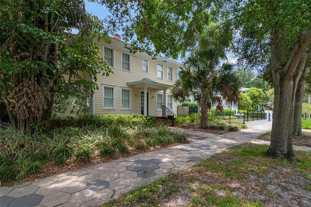 126 8TH AVENUE NE, ST PETERSBURG, FL 33701 — zdjęcie 3