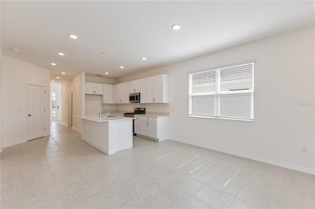 9120 WILDLIGHT TRAIL, WILDWOOD, FL 34785 — zdjęcie 4