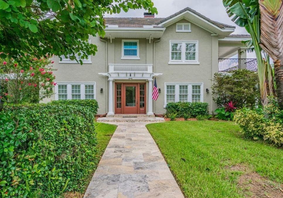 209 13TH AVENUE N, ST PETERSBURG, FL 33701