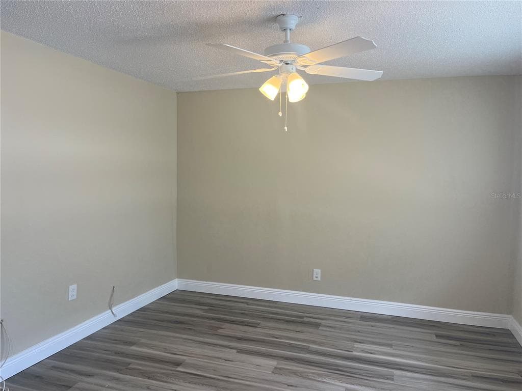 9105 TUDOR DRIVE # F103, TAMPA, FL 33615 — zdjęcie 4