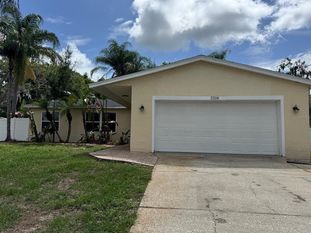 3306 LAKE SAXON DRIVE, LAND O LAKES, FL 34639
