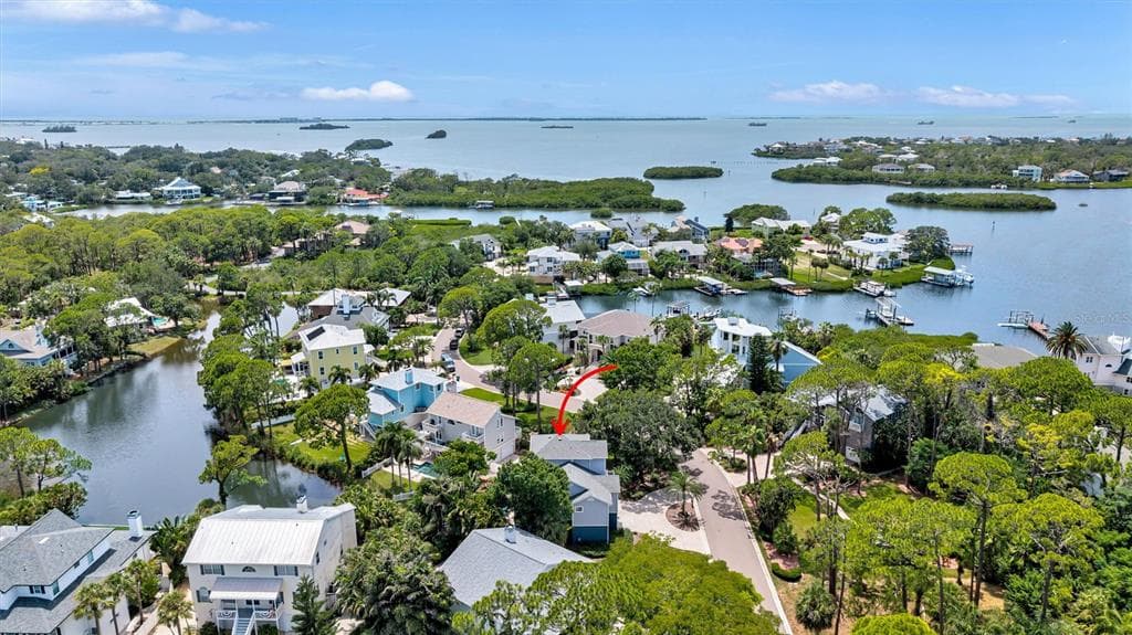 760 SOUNDVIEW DRIVE, PALM HARBOR, FL 34683