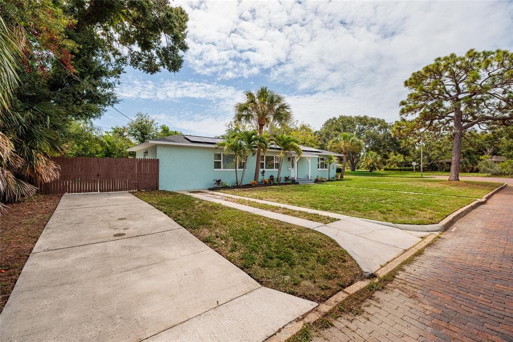 801 61ST STREET N, ST PETERSBURG, FL 33710 — zdjęcie 2
