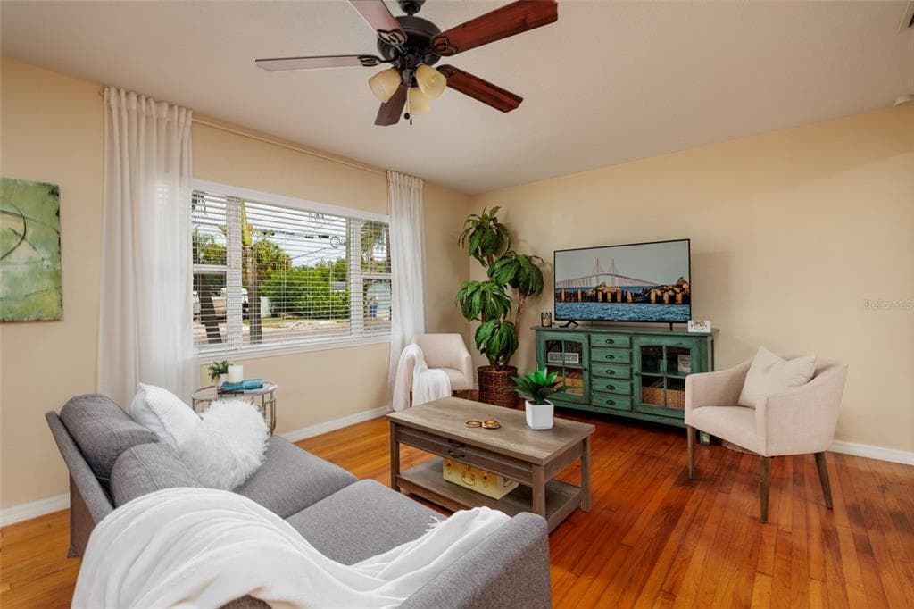 801 61ST STREET N, ST PETERSBURG, FL 33710 — zdjęcie 5