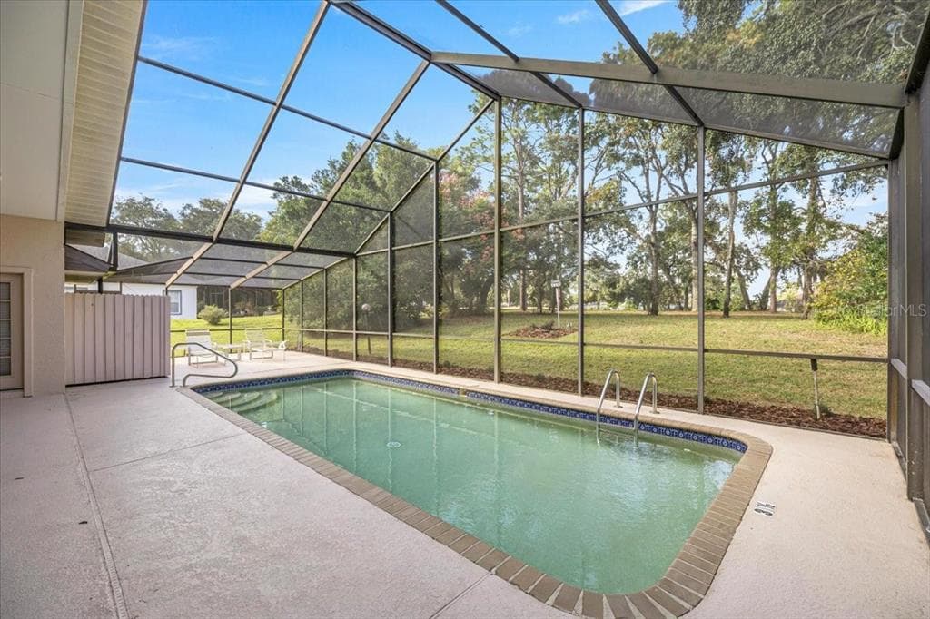 631 E LIBERTY STREET, HERNANDO, FL 34442 — zdjęcie 4