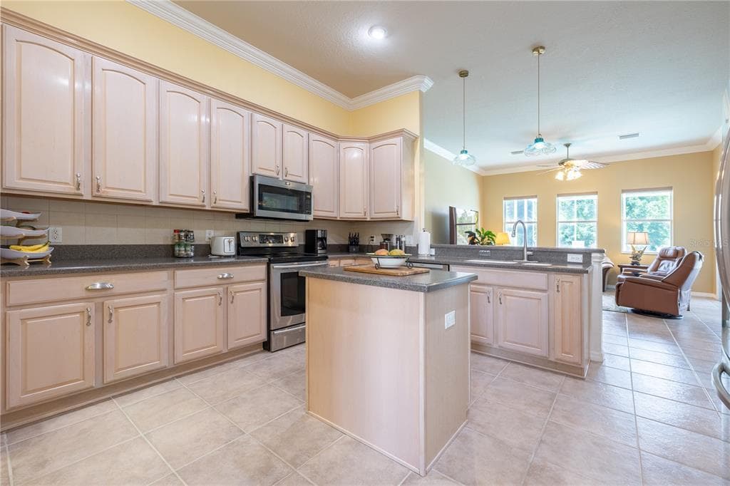 1626 E GATE DANCER CIRCLE, INVERNESS, FL 34453 — zdjęcie 5