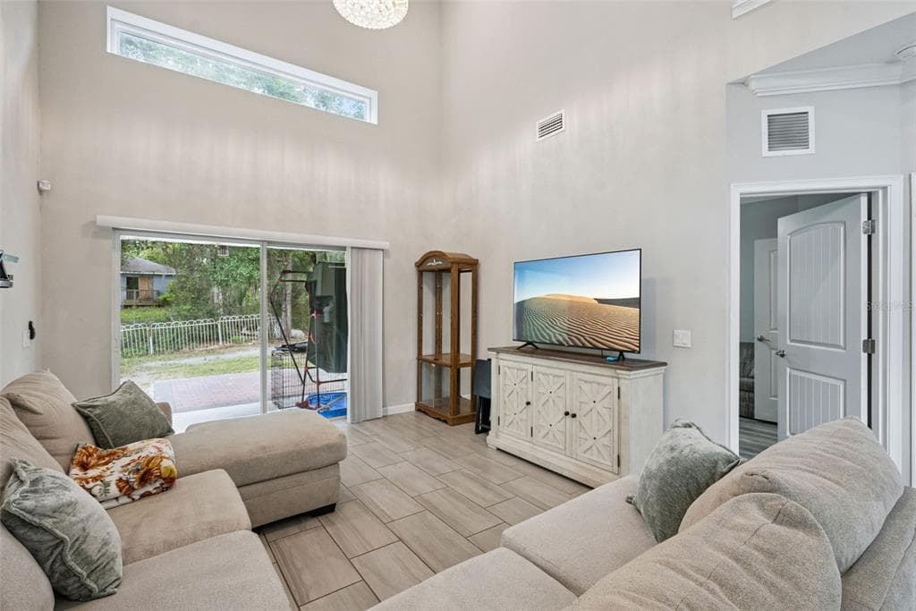 500 E EUCLID AVENUE, DELAND, FL 32724 — zdjęcie 3
