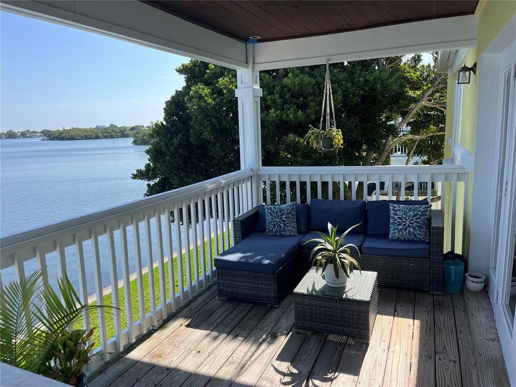 205 POMPANO DRIVE SE # D, ST PETERSBURG, FL 33705 — zdjęcie 2