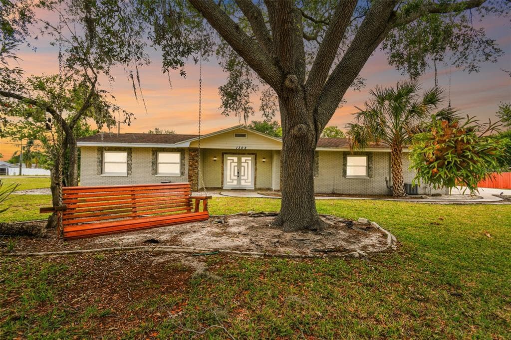 1302 BRANDONWOOD DRIVE, BRANDON, FL 33510