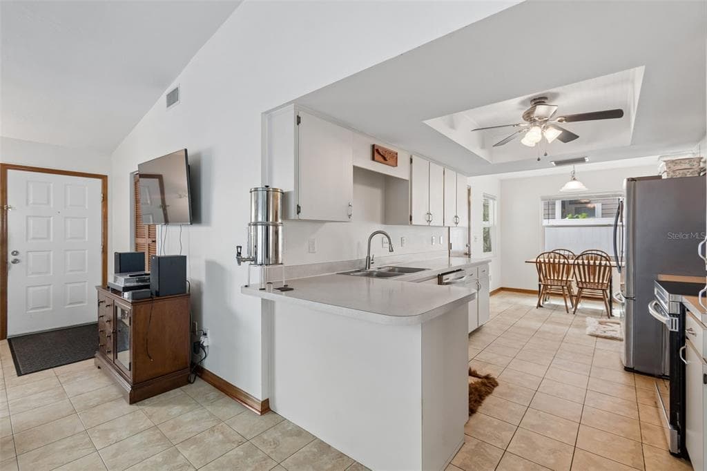3134 WHISPERING DRIVE N, LARGO, FL 33771 — zdjęcie 5