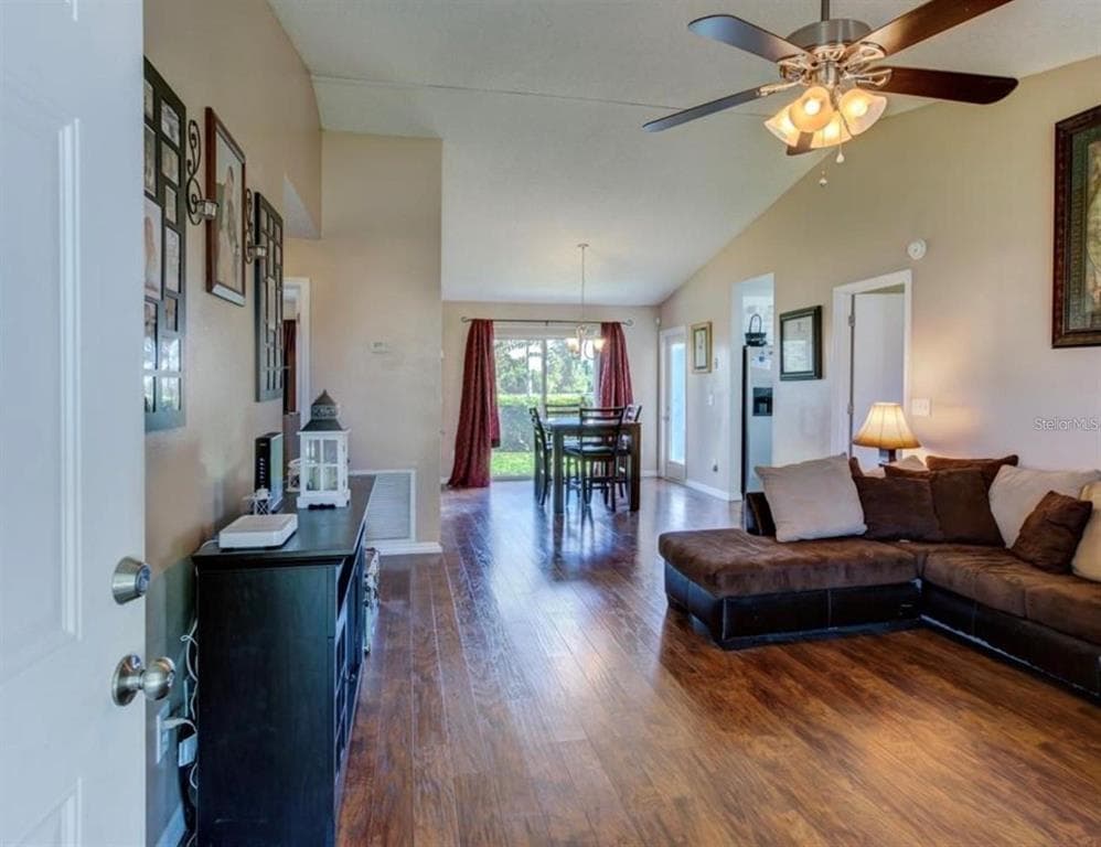 1730 TROPICAL COURT, TAVARES, FL 32778 — zdjęcie 3