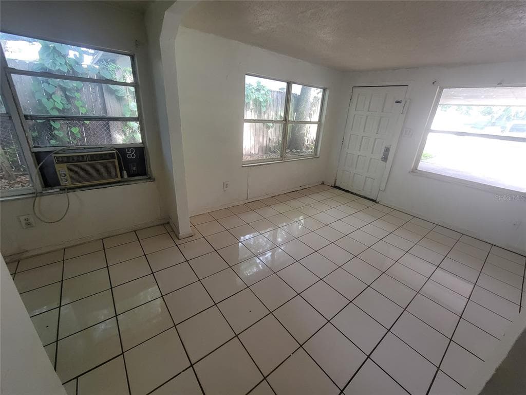 731 23RD STREET # 3, ORLANDO, FL 32805 — zdjęcie 4