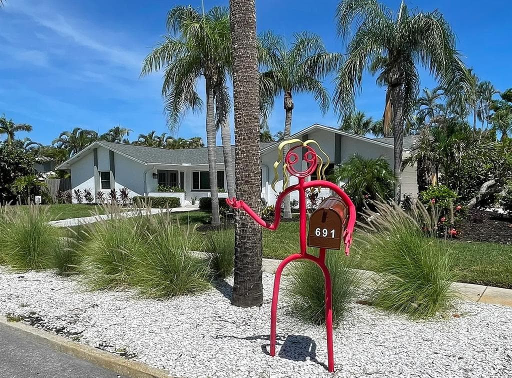 691 RUSSELL STREET, LONGBOAT KEY, FL 34228 — zdjęcie 3