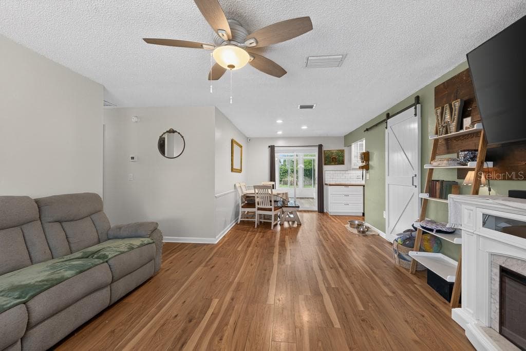 6070 73RD STREET N, ST PETERSBURG, FL 33709 — zdjęcie 3