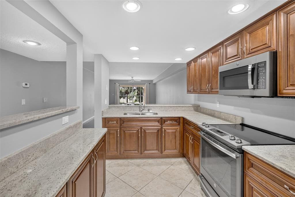 1724 GOLFVIEW DRIVE, TARPON SPRINGS, FL 34689 — zdjęcie 5