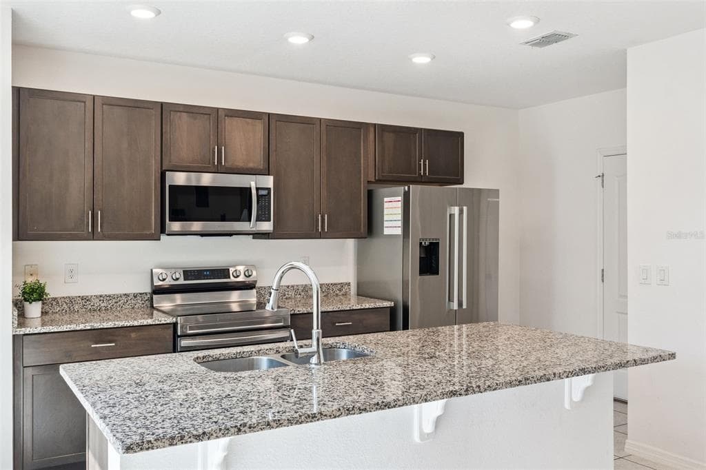 1995 5TH AVENUE, DELAND, FL 32724 — zdjęcie 4