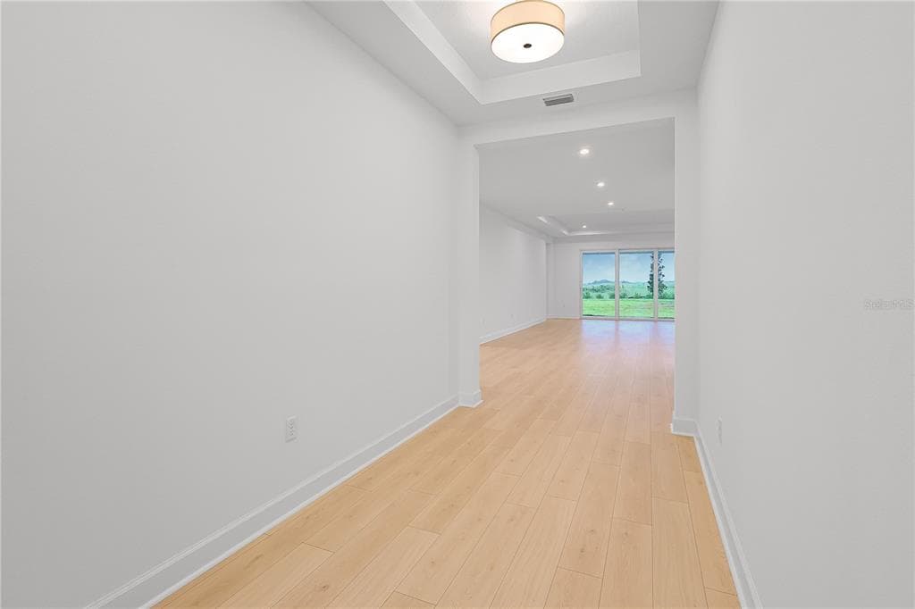 1615 BELLAGIO LOOP, TAVARES, FL 32778 — zdjęcie 2