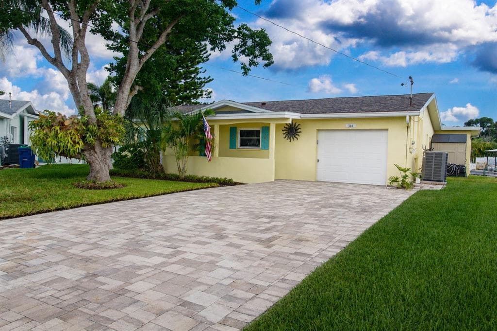 318 CIRCLE DRIVE, PALM HARBOR, FL 34683 — zdjęcie 2