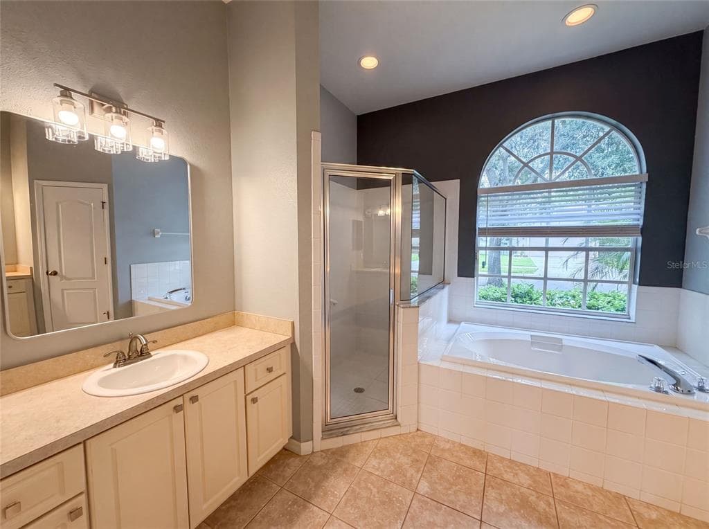 222 TAYLOR BAY LANE, BRANDON, FL 33510 — zdjęcie 5