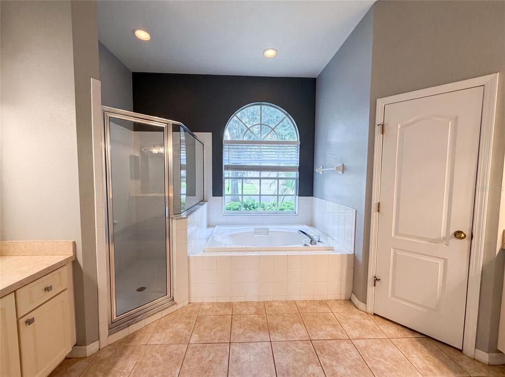 222 TAYLOR BAY LANE, BRANDON, FL 33510 — zdjęcie 4