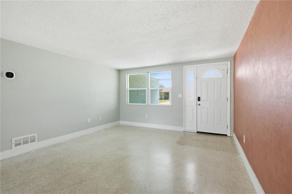 2051 PEGGY DRIVE, HOLIDAY, FL 34690 — zdjęcie 2