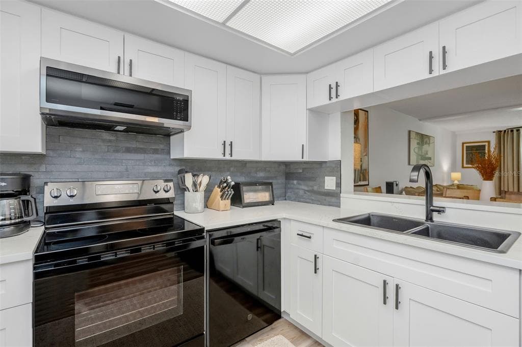 2614 COVE CAY DRIVE # 102, CLEARWATER, FL 33760 — zdjęcie 4