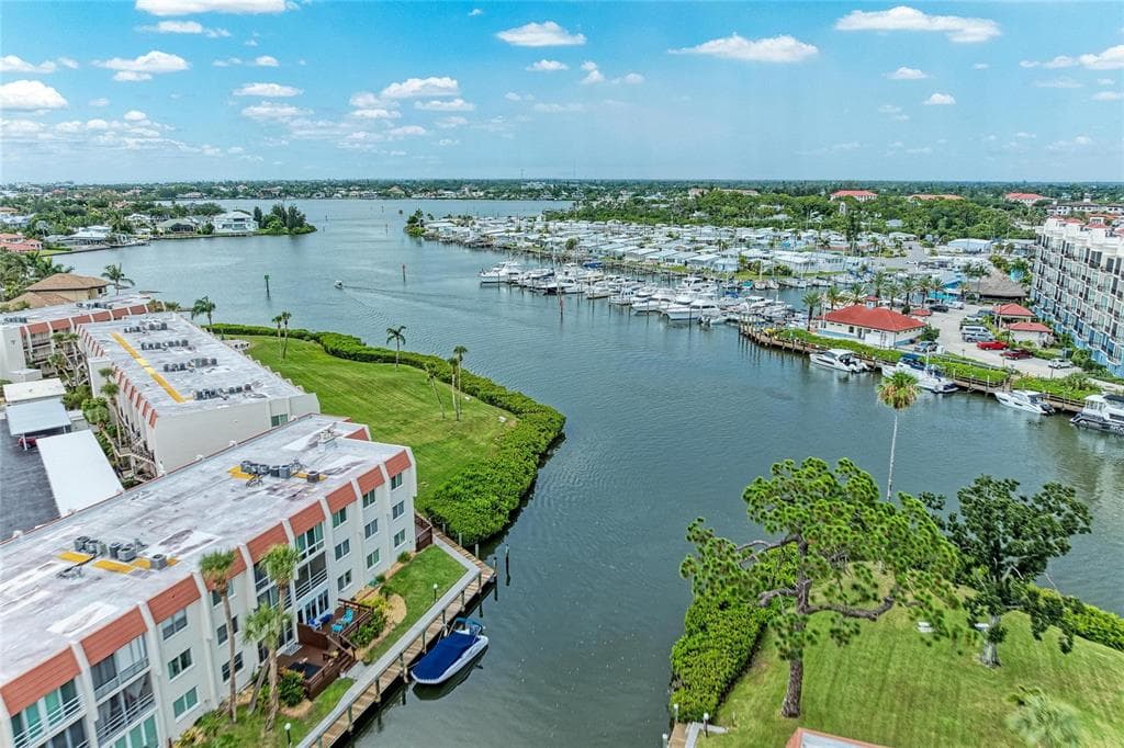 220 SANTA MARIA STREET # 338, VENICE, FL 34285