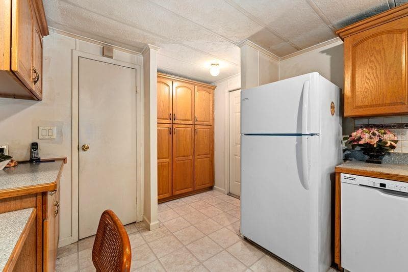 9001 SHELDON WEST DRIVE, TAMPA, FL 33626 — zdjęcie 4