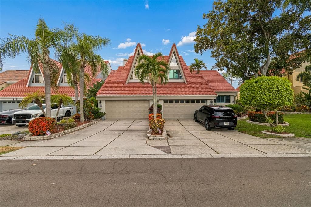 820 SYMPHONY ISLES BOULEVARD, APOLLO BEACH, FL 33572
