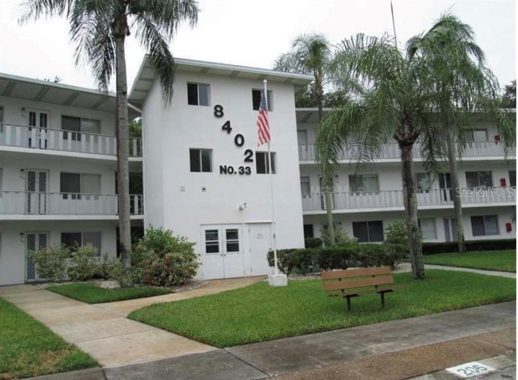 8402 111TH STREET # 203, SEMINOLE, FL 33772